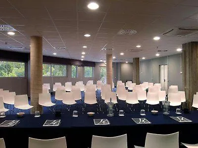 Otel Black 4*
