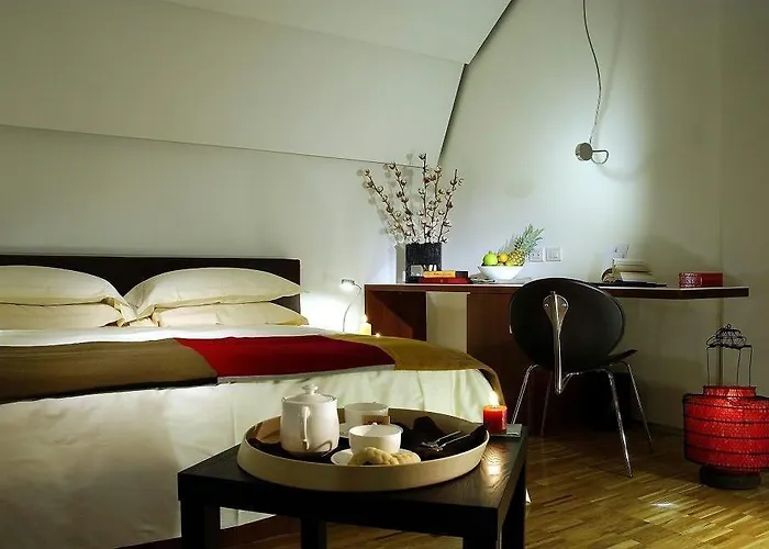 Black Hotel Rome