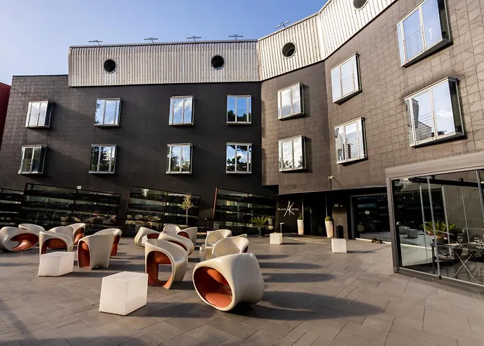 Hotel Black