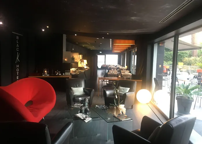 Black Hotel