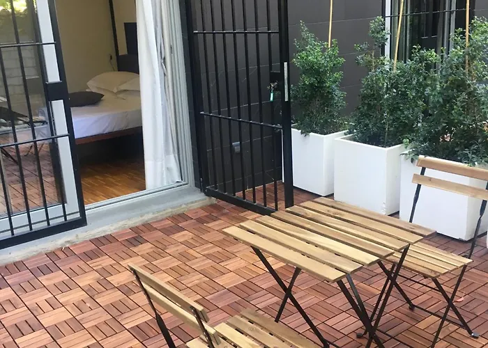 Black Hotel 4*