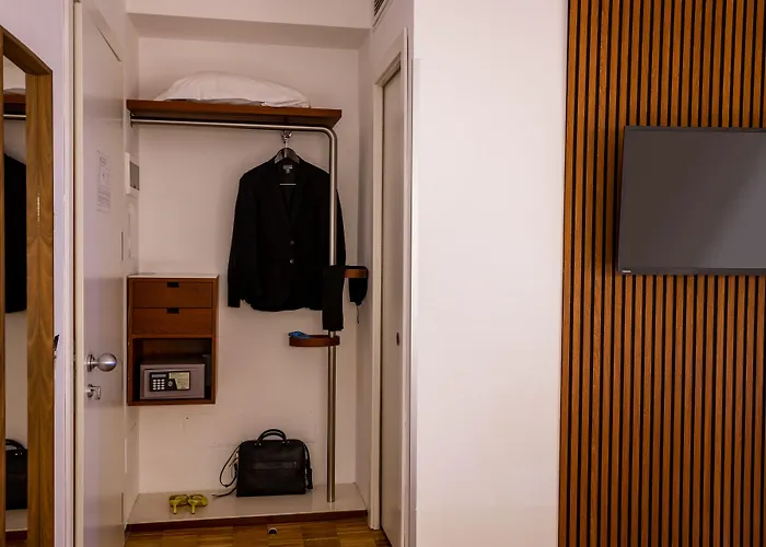 Black Hotel